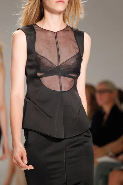 Look 54